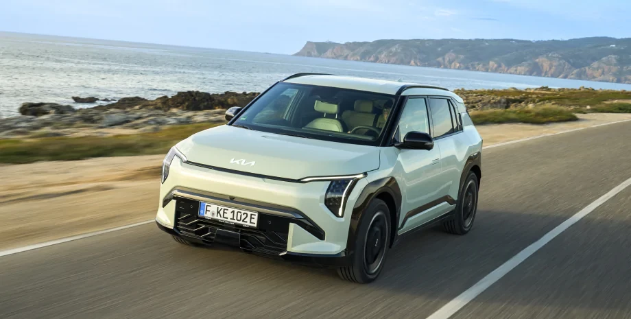 Au fost desemnate cele mai bune mașini ale anului 2025 din lume: domină automobilele electrice (foto)