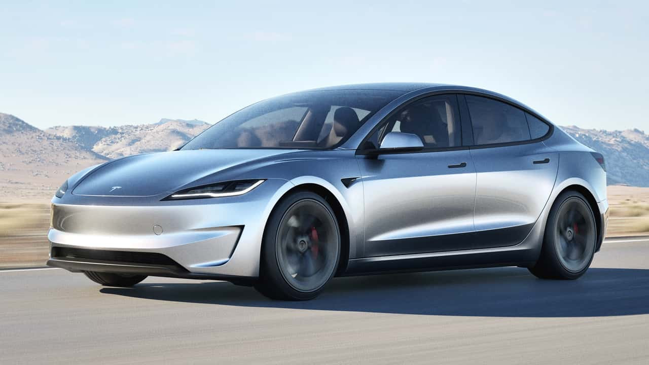 Mașinile electrice second-hand depășesc pe cele pe benzină: de ce EV-urile se vând mai rapid pe piața second-hand
